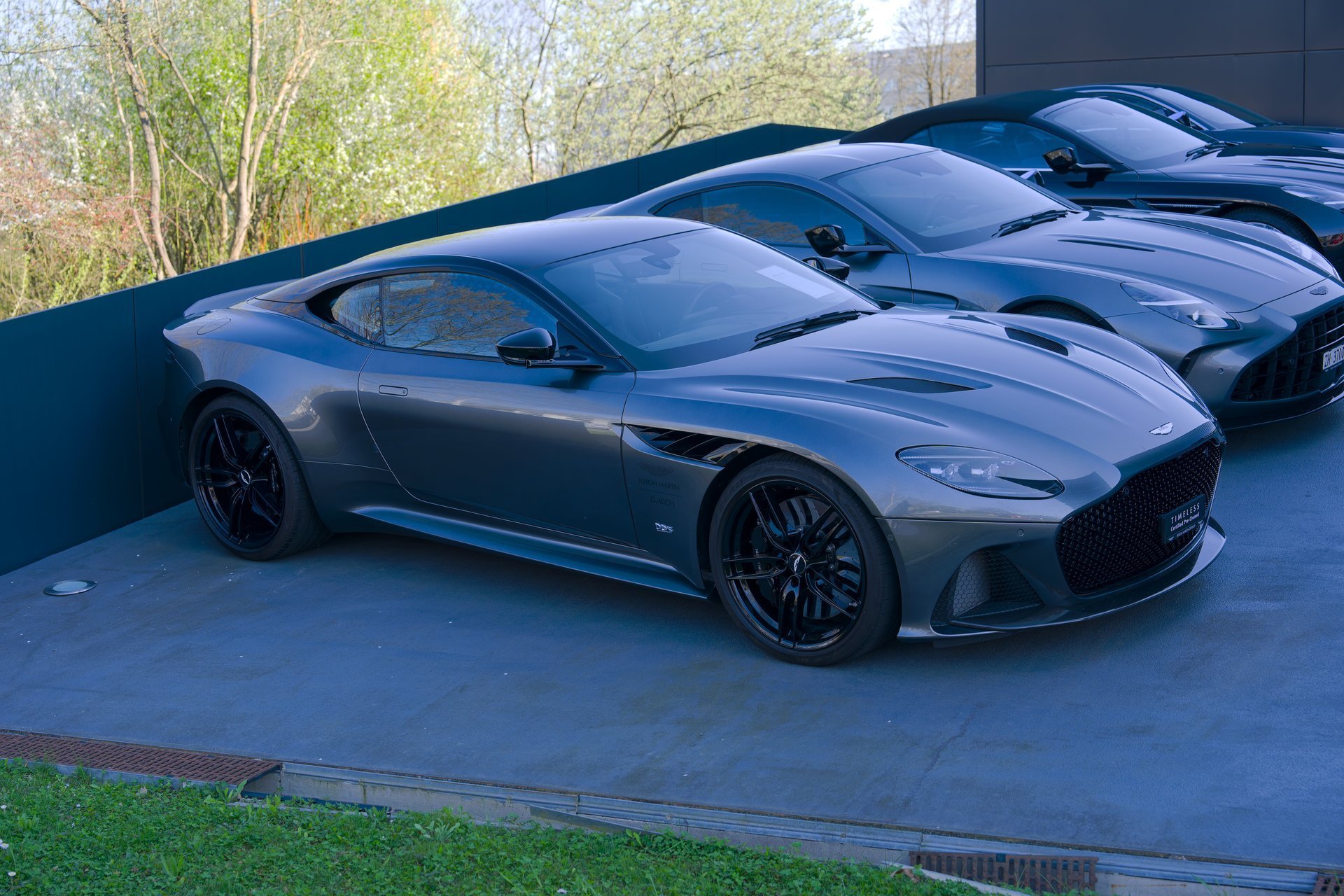 Aston Martin luxury car detailing Limburg